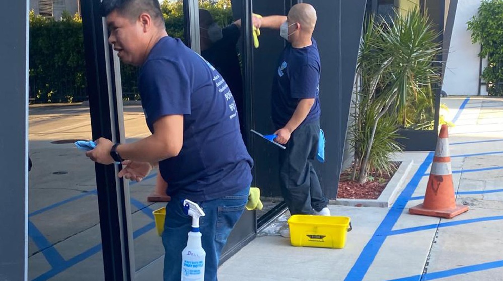 Why Local Expertise Matters When Choosing a Commercial Cleaning Service